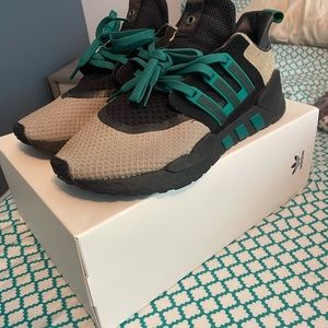 Adidas packer eqt